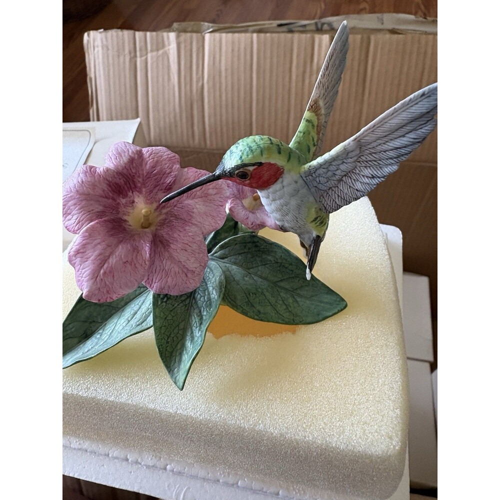 Lenox Fine Porcelain Hummingbird Figurine Handcrafted Box And Certificate Taiwan